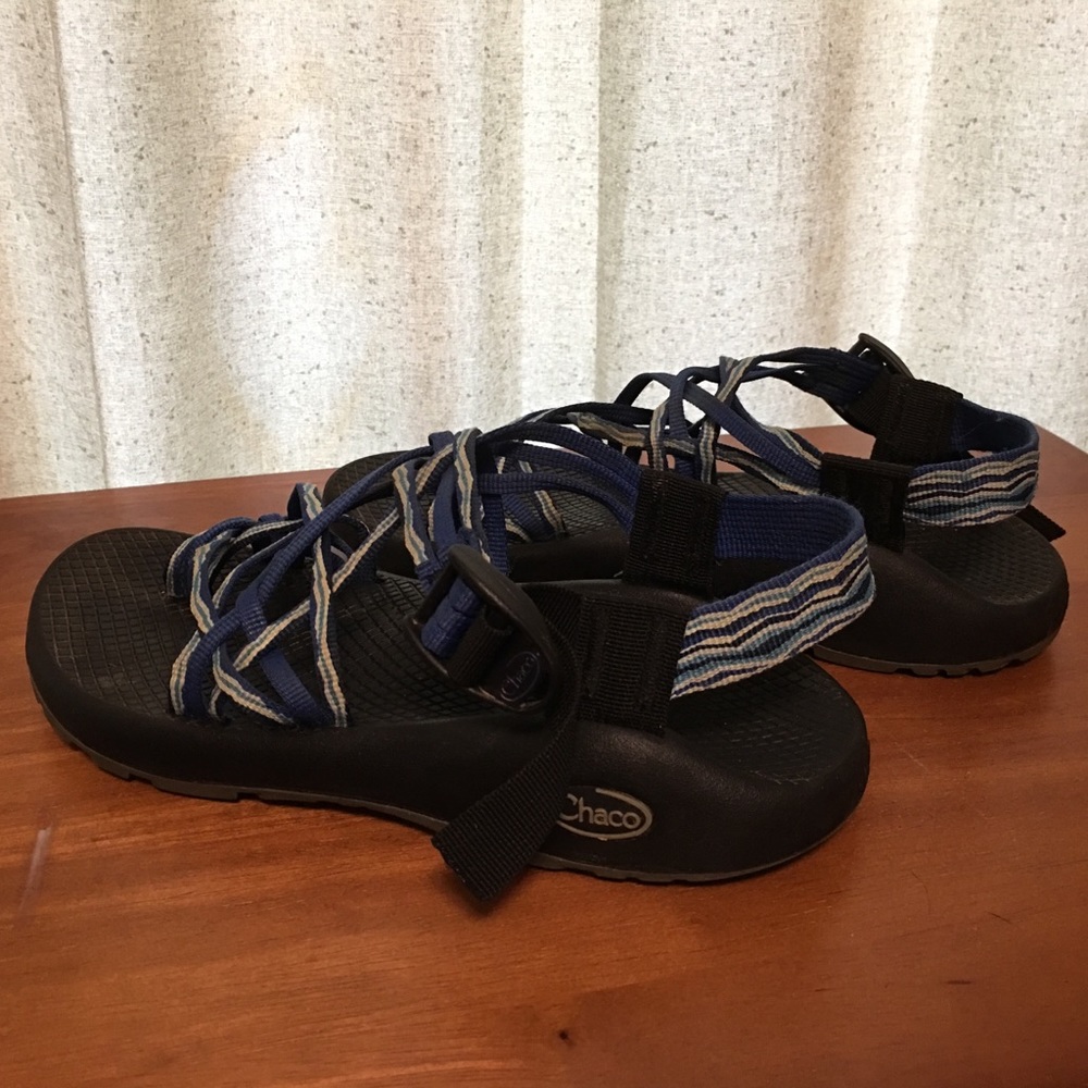 Chacos Women Size 7, good used condition.